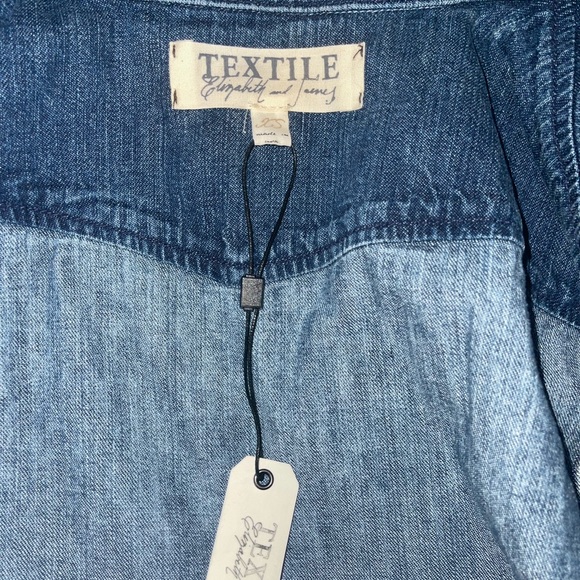NWT-TEXTILE Elizabeth and James “Austin” Denim Top - Picture 6 of 6